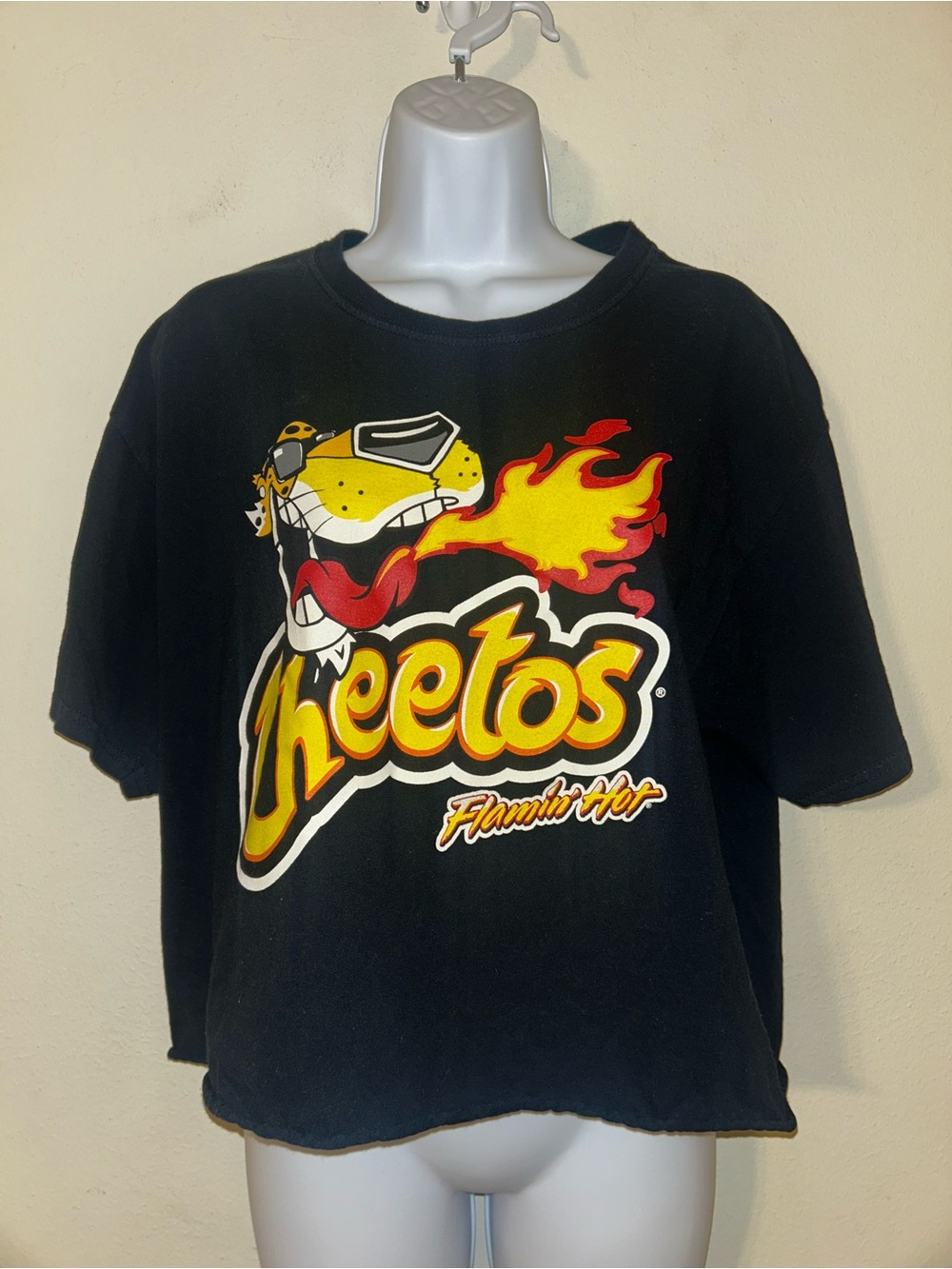 Cheetos Flamin Hot Cheetos with Chester Cheetah Cropped T-Shirt